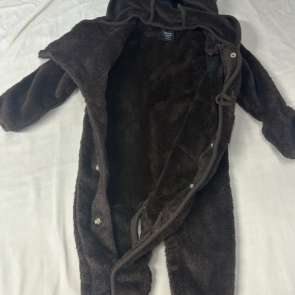 Baby  gap - plush convertible footed bunting bag/outerwear. Size 3-6 months. $20 - Picture 5 of 7